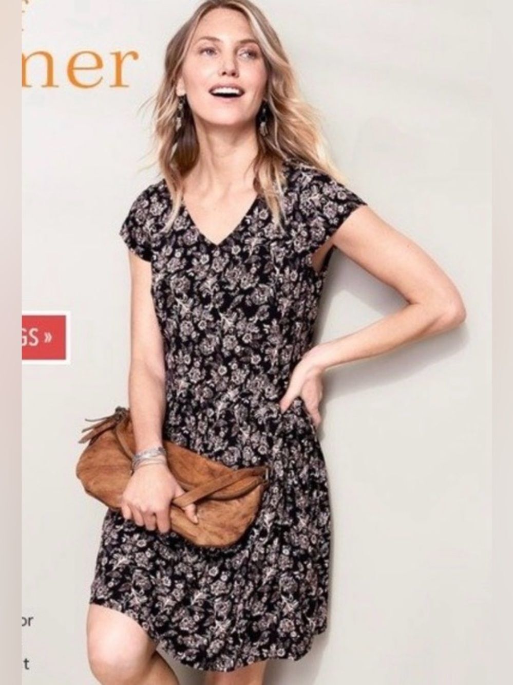 Garnet Hill Summer Days Black Floral V neck dress with pockets sz 6 Cottagecore